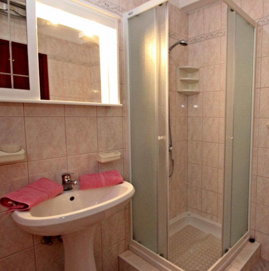 Apartman Ornela Poreč Exteriör bild