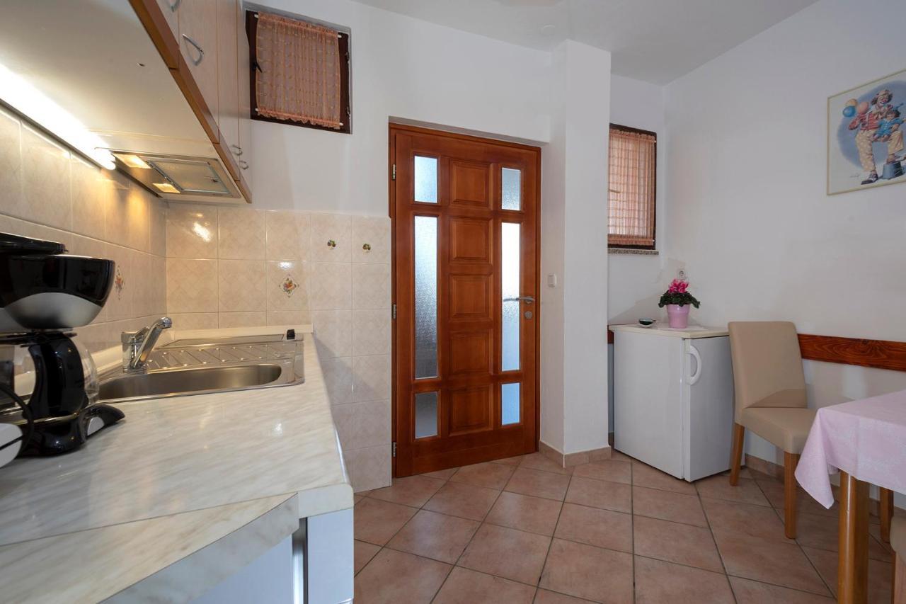 Apartman Ornela Poreč Exteriör bild