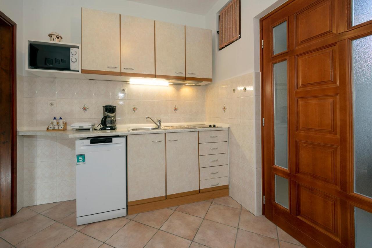 Apartman Ornela Poreč Exteriör bild